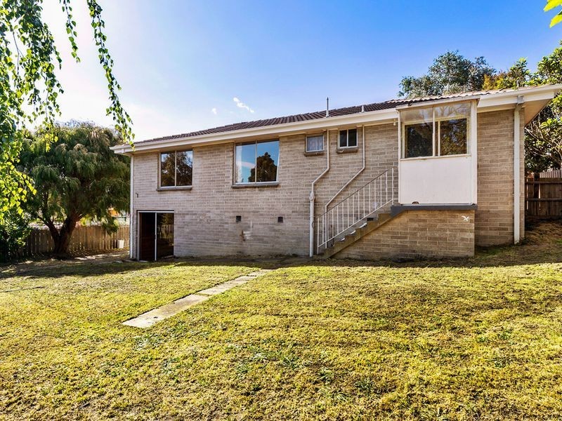 32 Waratah Street, Kingston TAS 7050