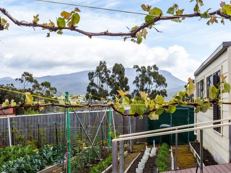 49 Redwood Road, Kingston TAS 7050