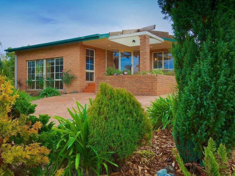 20 Nolan Crescent, Kingston TAS 7050