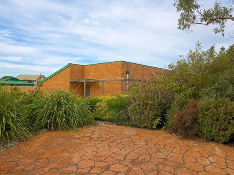 20 Nolan Crescent, Kingston TAS 7050