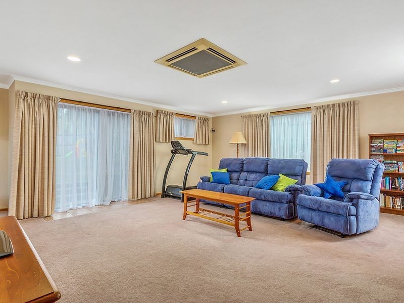 75 Illawarra Road, Blackmans Bay TAS 7052