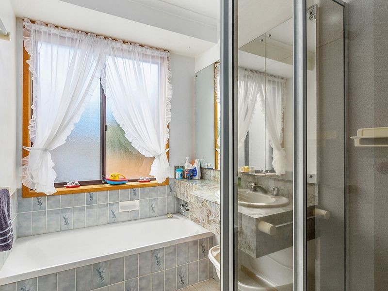 75 Illawarra Road, Blackmans Bay TAS 7052