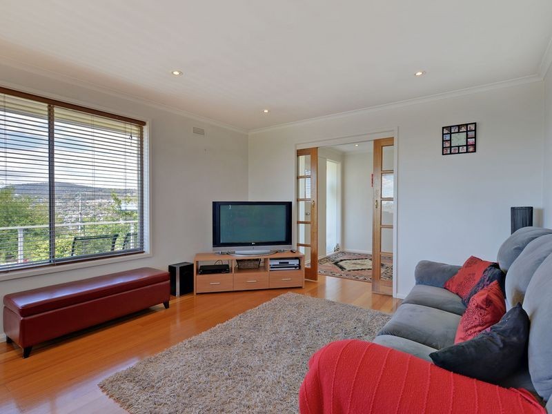 155 Roslyn Avenue, Blackmans Bay TAS 7052