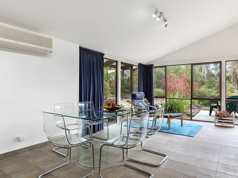 15 Cades Drive, Kingston TAS 7050