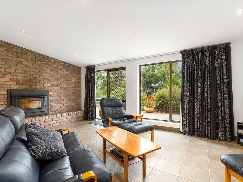 15 Cades Drive, Kingston TAS 7050