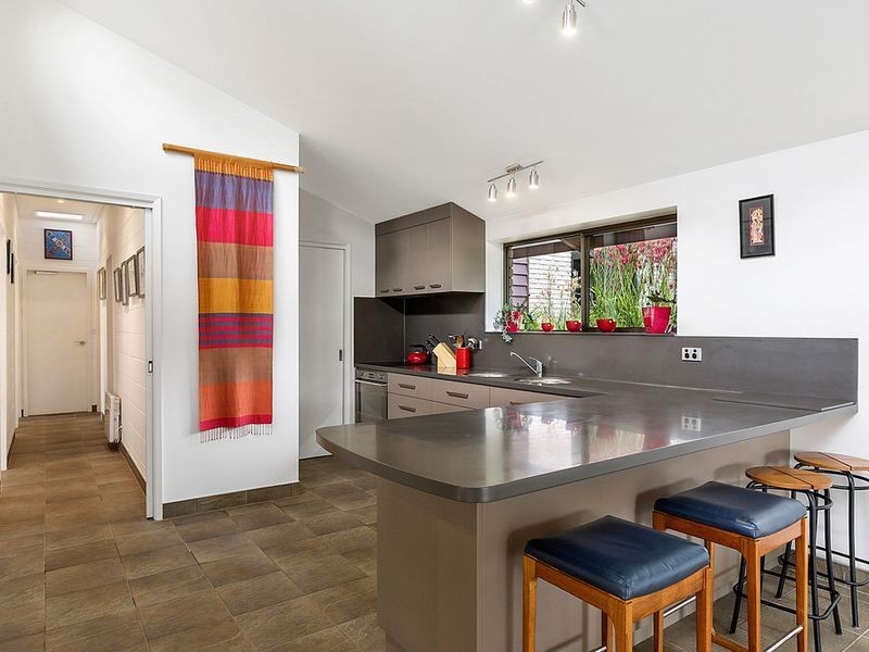 15 Cades Drive, Kingston TAS 7050