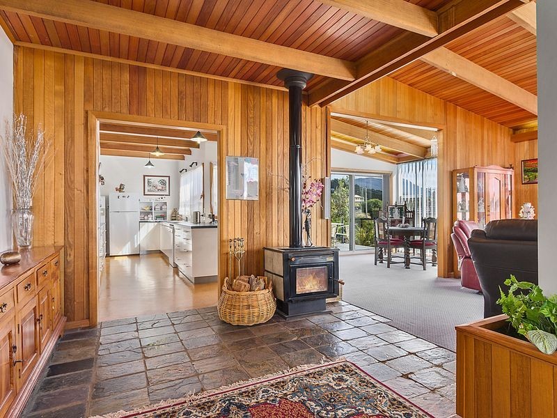 2 Kunama Drive, Kingston Beach TAS 7050