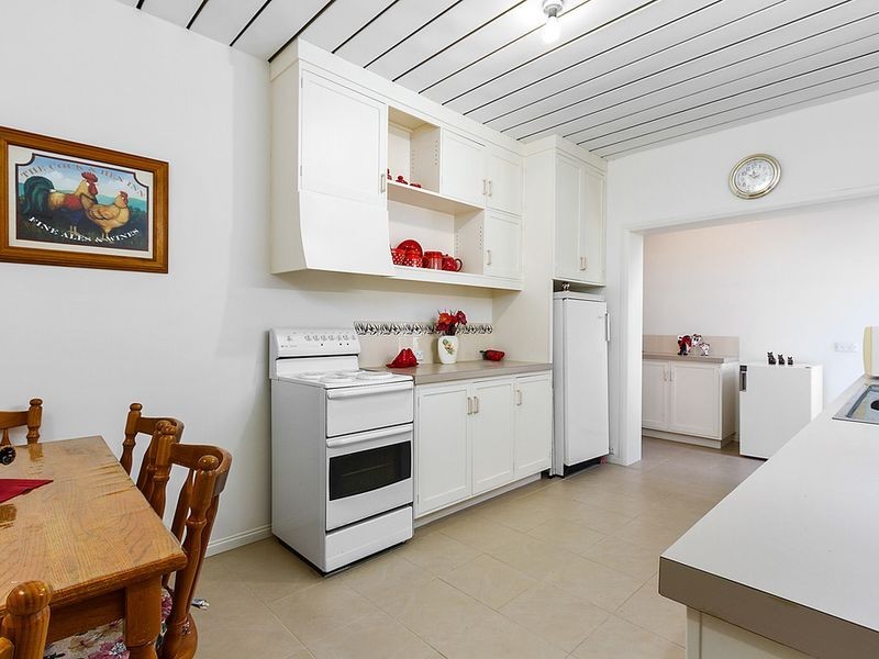 2 Kunama Drive, Kingston Beach TAS 7050
