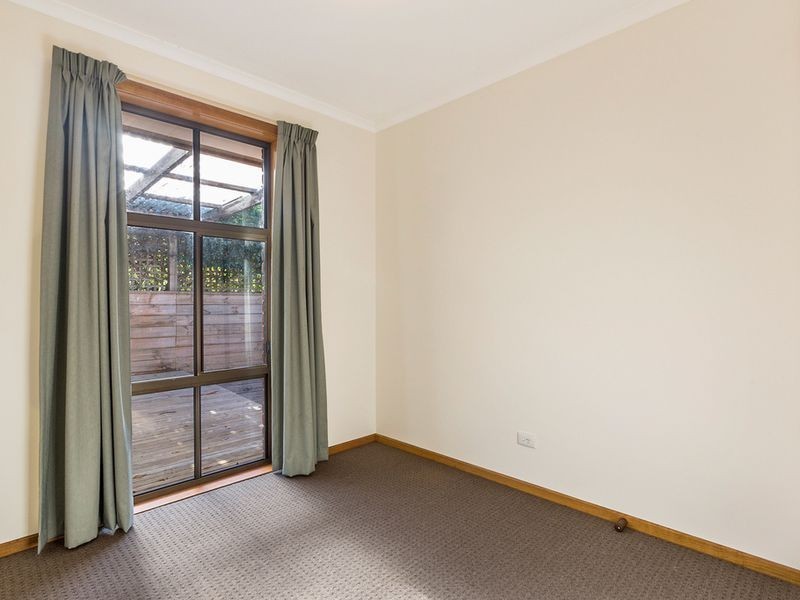 18 Mirramar Park, Blackmans Bay TAS 7052