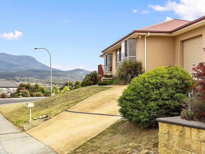 23 Fairview Drive, Kingston TAS 7050