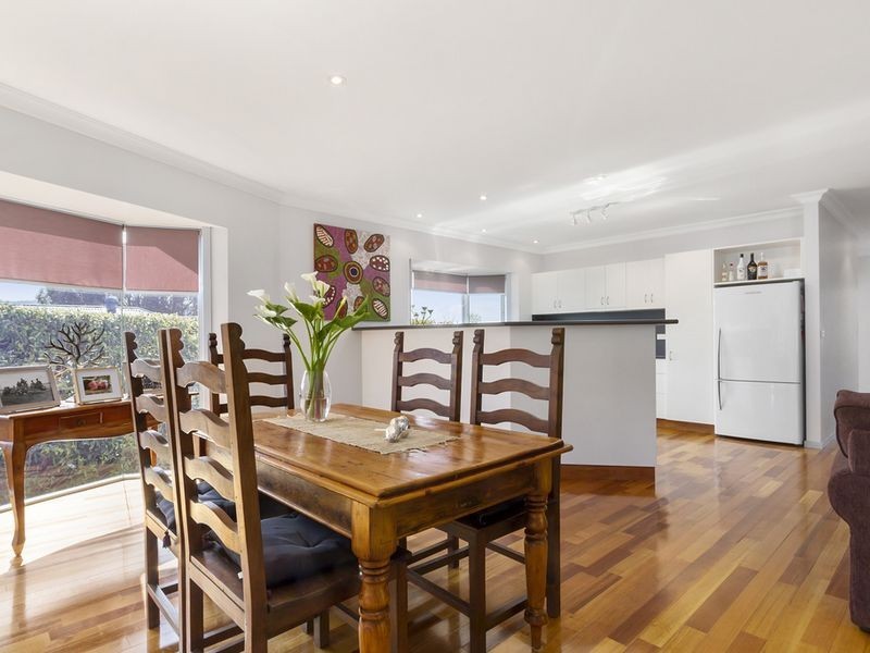 2/6-8 Greenhill Drive, Kingston TAS 7050