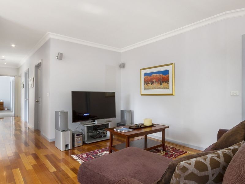 2/6-8 Greenhill Drive, Kingston TAS 7050