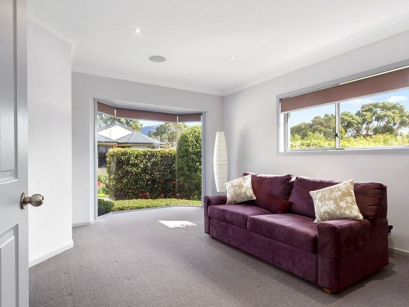 2/6-8 Greenhill Drive, Kingston TAS 7050