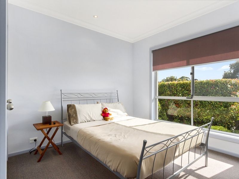 2/6-8 Greenhill Drive, Kingston TAS 7050