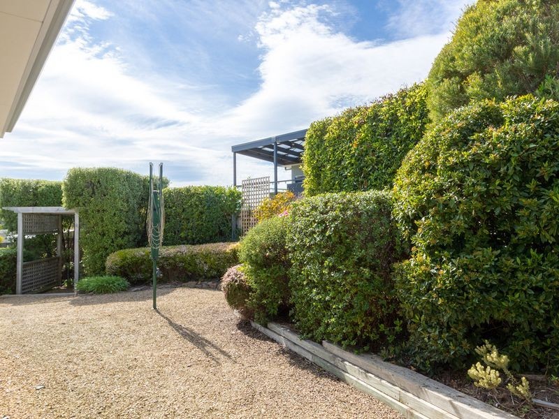 2/6-8 Greenhill Drive, Kingston TAS 7050
