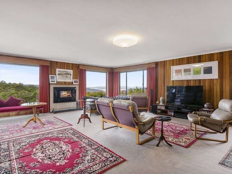 123 Cades Drive, Kingston TAS 7050