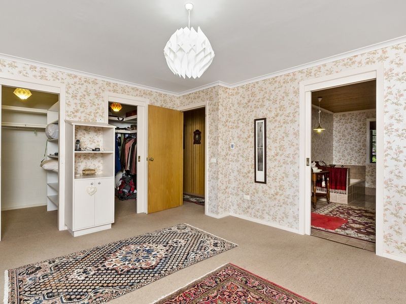 123 Cades Drive, Kingston TAS 7050