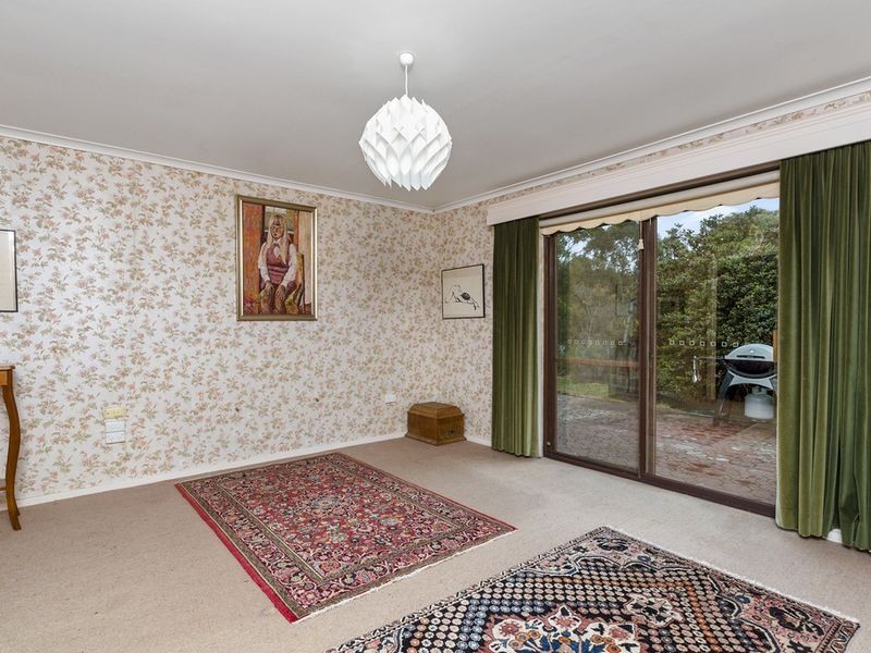 123 Cades Drive, Kingston TAS 7050