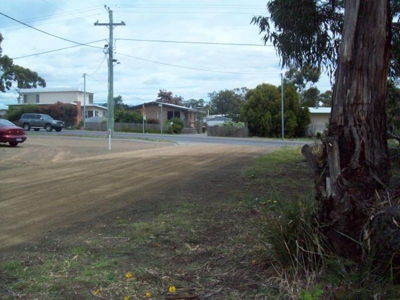 2 Lukeekah Street, Dodges Ferry TAS 7173