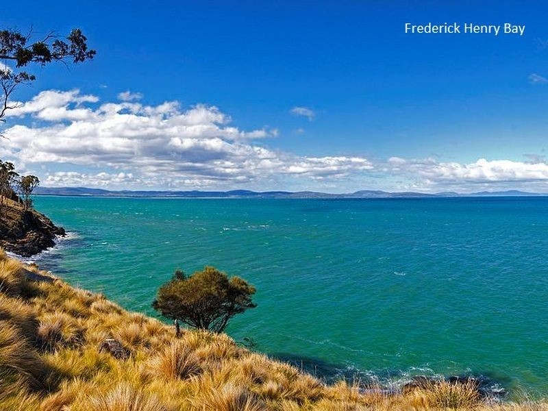 33 Linden Road, Primrose Sands TAS 7173