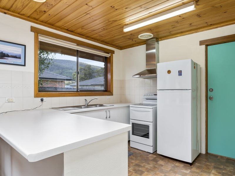 2/15 Acacia Street, Huonville TAS 7109