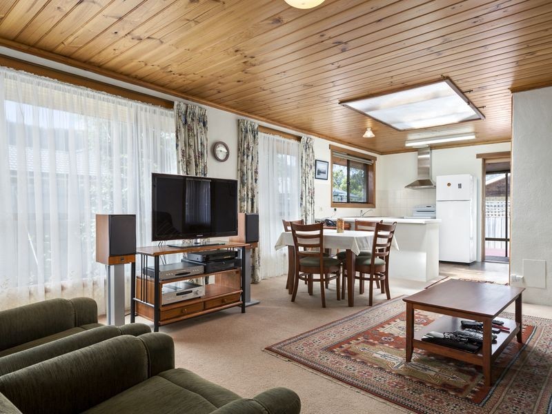 2/15 Acacia Street, Huonville TAS 7109