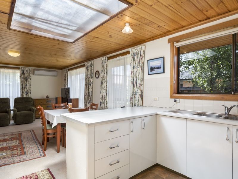 2/15 Acacia Street, Huonville TAS 7109