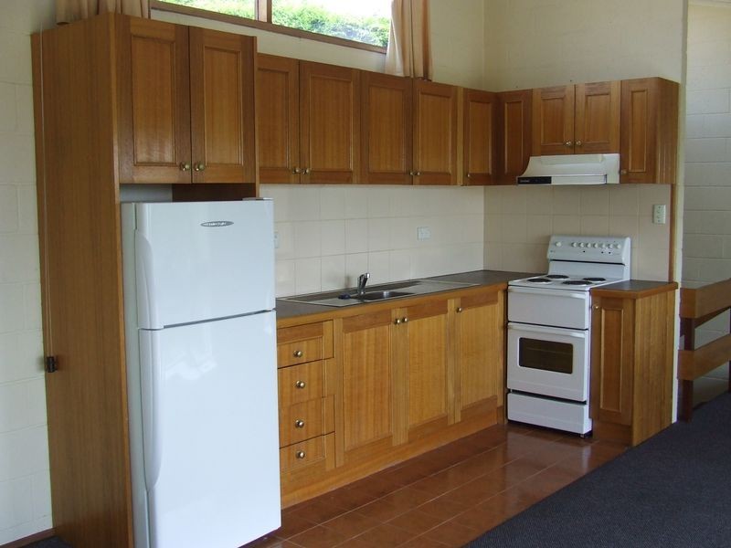 2/1 Tanina Street, Kingston Beach TAS 7050