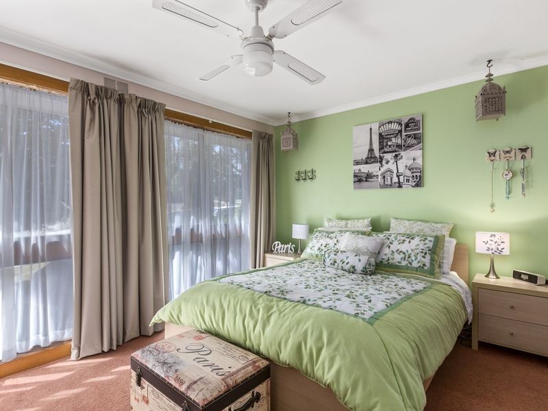 12 Serre Road, Kingston TAS 7050