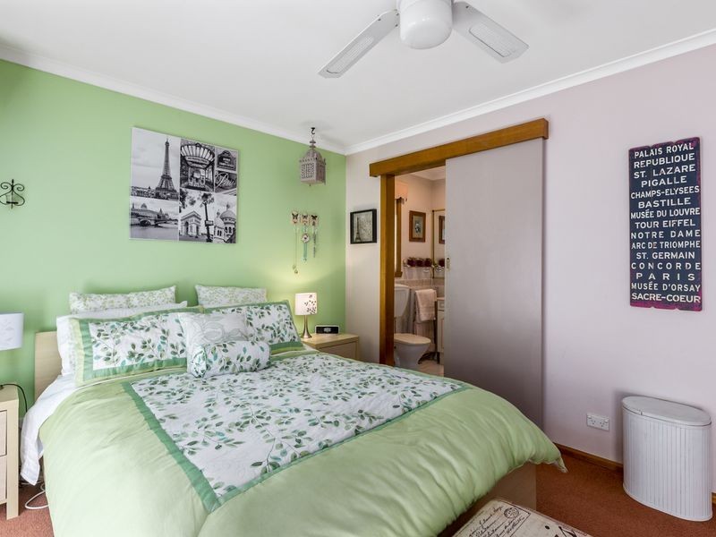 12 Serre Road, Kingston TAS 7050