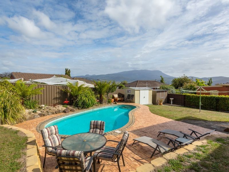 12 Serre Road, Kingston TAS 7050
