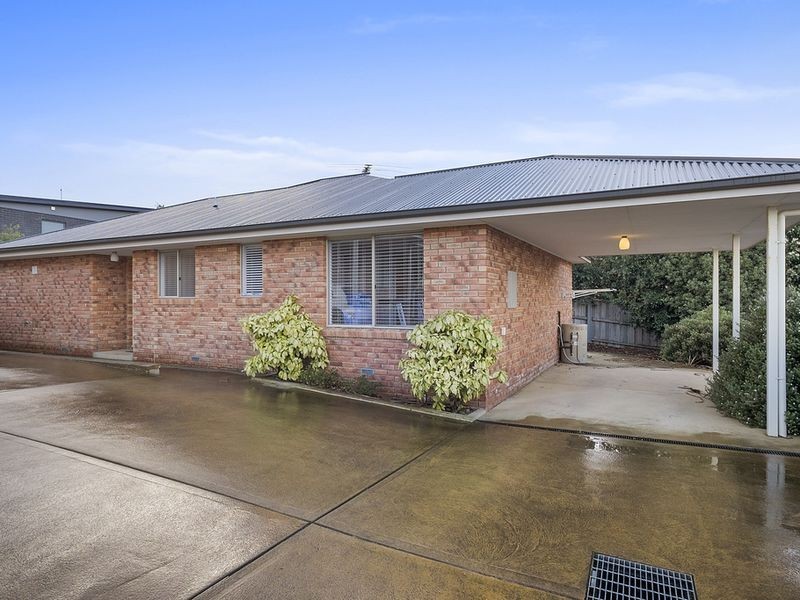 2/2 Tonic Hill Court, Kingston TAS 7050