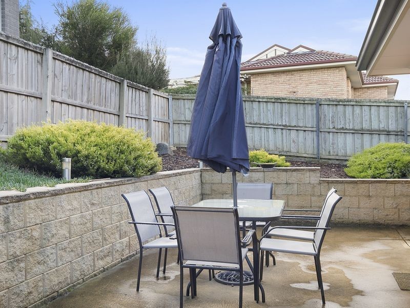 2/2 Tonic Hill Court, Kingston TAS 7050