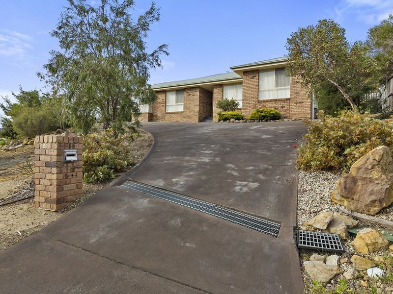 25 Fairview Drive, Kingston TAS 7050