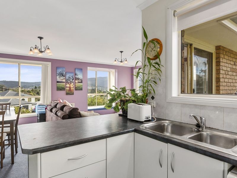 25 Fairview Drive, Kingston TAS 7050