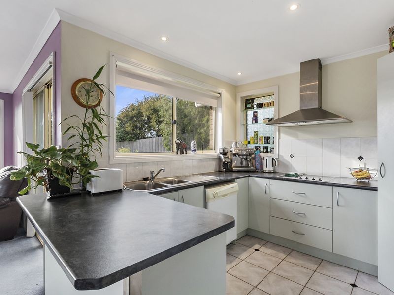 25 Fairview Drive, Kingston TAS 7050