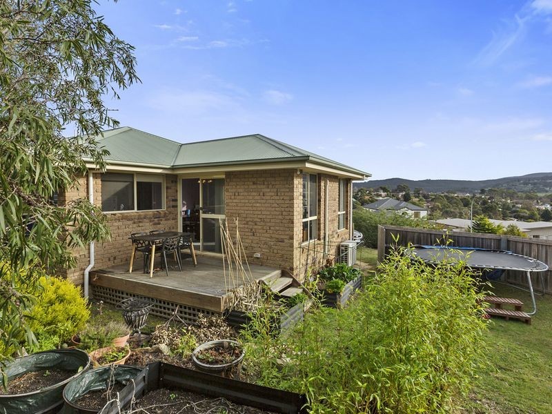 25 Fairview Drive, Kingston TAS 7050