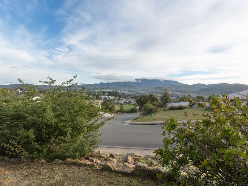 25 Fairview Drive, Kingston TAS 7050