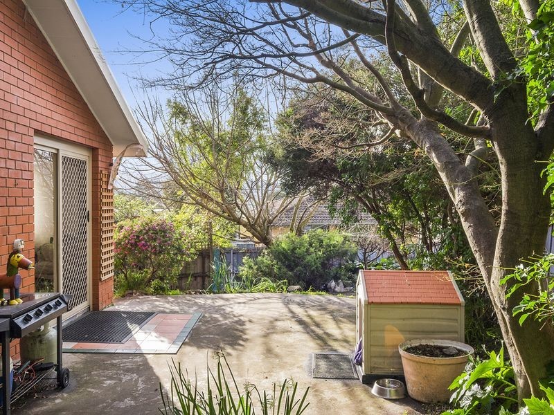 2/28 Mount Royal Road, Kingston Beach TAS 7050