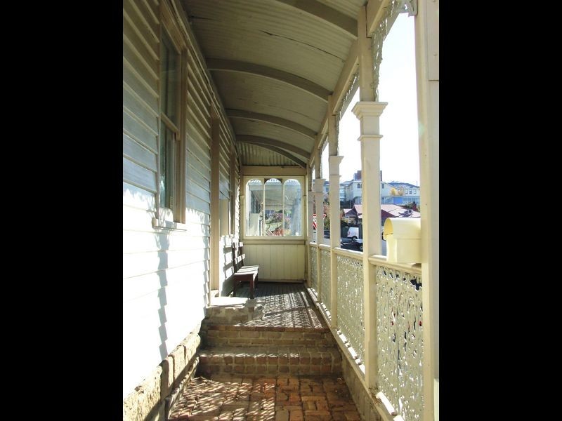 10 Thomas Street, North Hobart TAS 7000