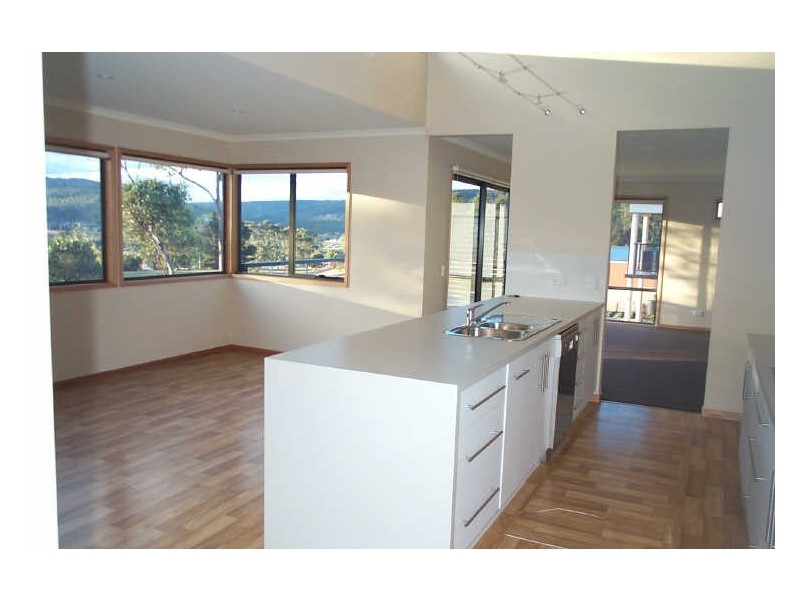 7 Olive Place, Kingston TAS 7050