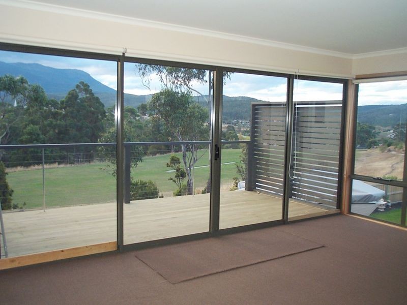 7 Olive Place, Kingston TAS 7050