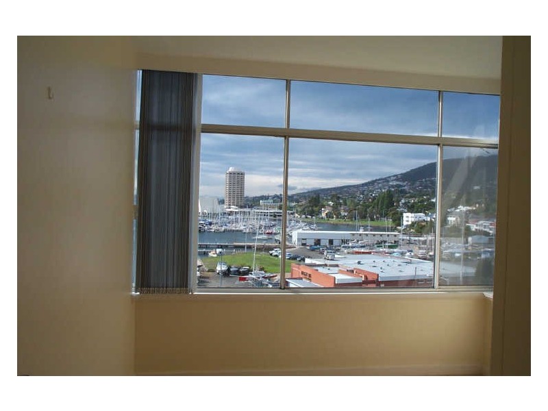 6/52 Marieville Esplanade, Sandy Bay TAS 7005