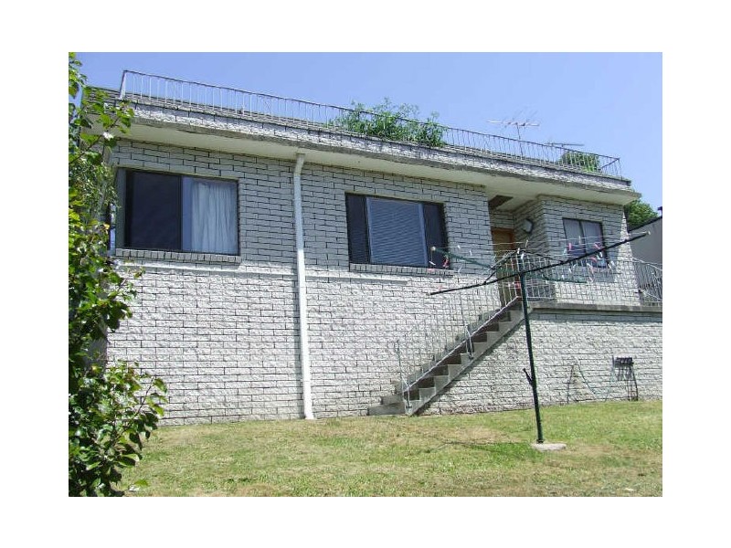 1/3 Auburn Road, Kingston Beach TAS 7050