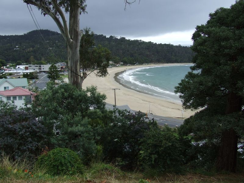 9 James Avenue, Kingston Beach TAS 7050