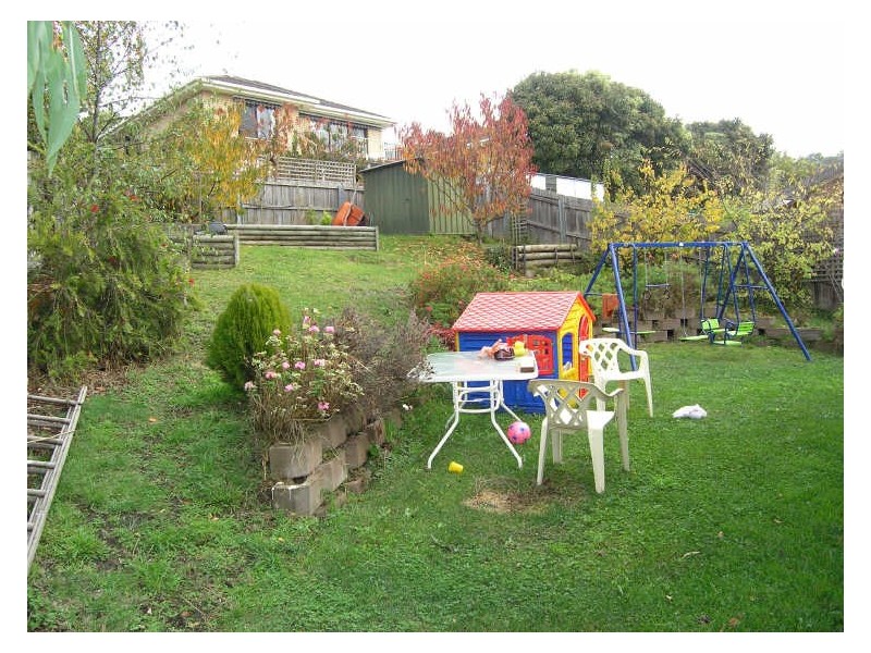 10 Seacrest Avenue, Blackmans Bay TAS 7052