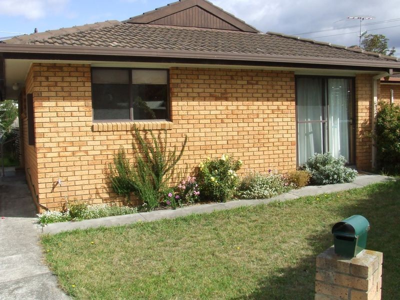 2/35 Wells Parade, Blackmans Bay TAS 7052