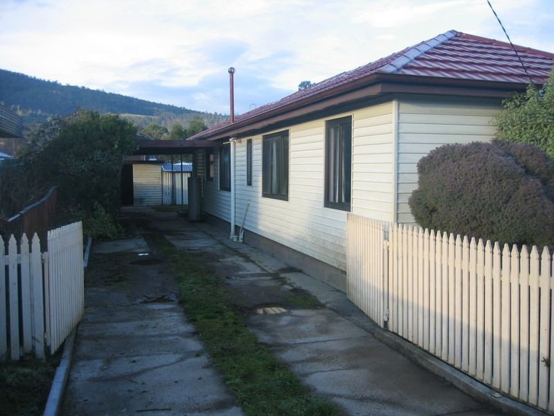 36 Sale Street, Huonville TAS 7109