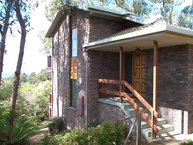 4 Dominion Court, Blackmans Bay TAS 7052