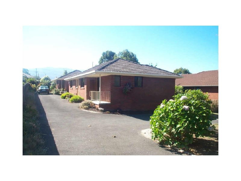1/15 Denison Street, Kingston TAS 7050
